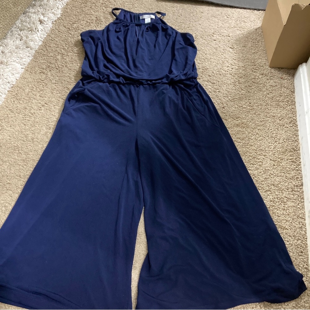 Beautiful Navy Blue London Times jumpsuit (missing belt) size 6